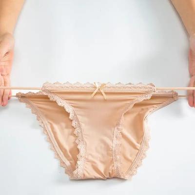 Silk Lace Work Comfortable And Breathable G-String