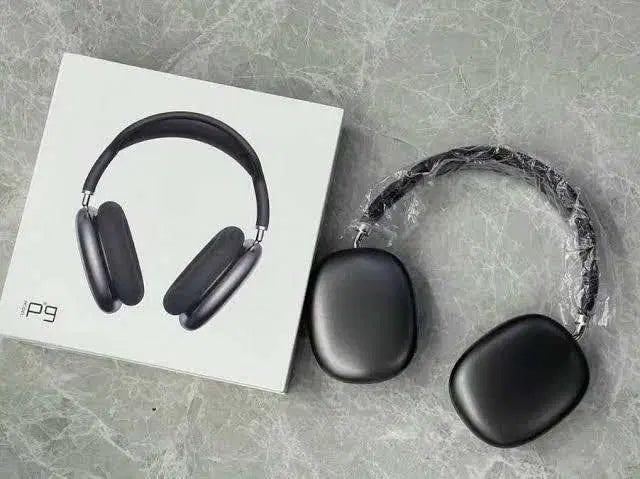 Black Long-Lasting Battery With Fast Charge Headphone
